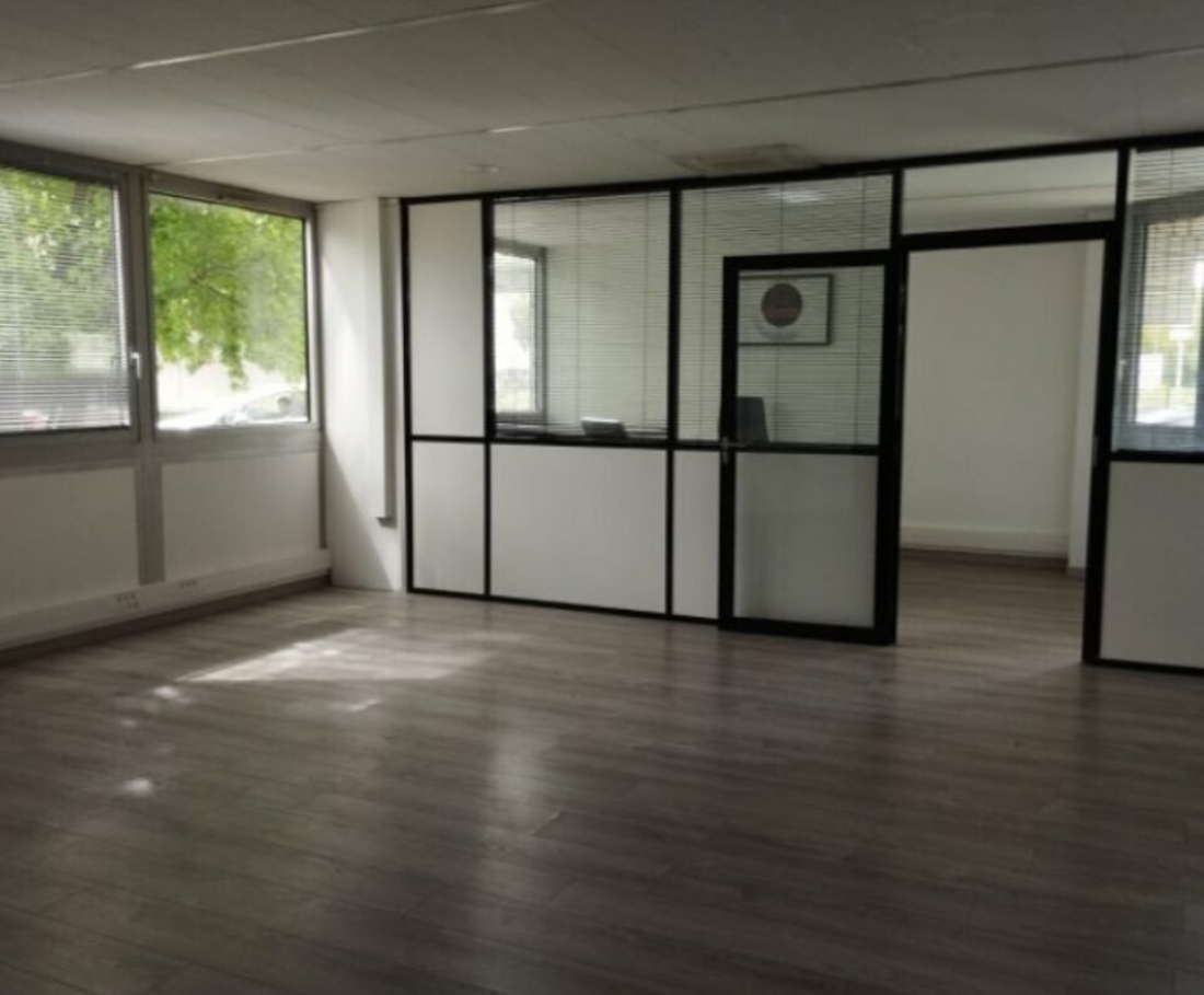 Photo 2 – location bureaux	BLAGNAC (31700)