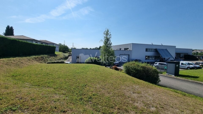 Photo 1 – location locaux d'activités	MONDOUZIL (31850)