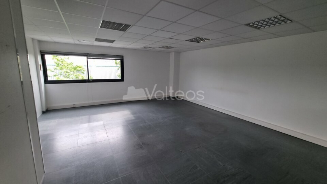 Photo 4 – vente locaux d'activités	CASTELNAU D'ESTRETEFONDS (31620)