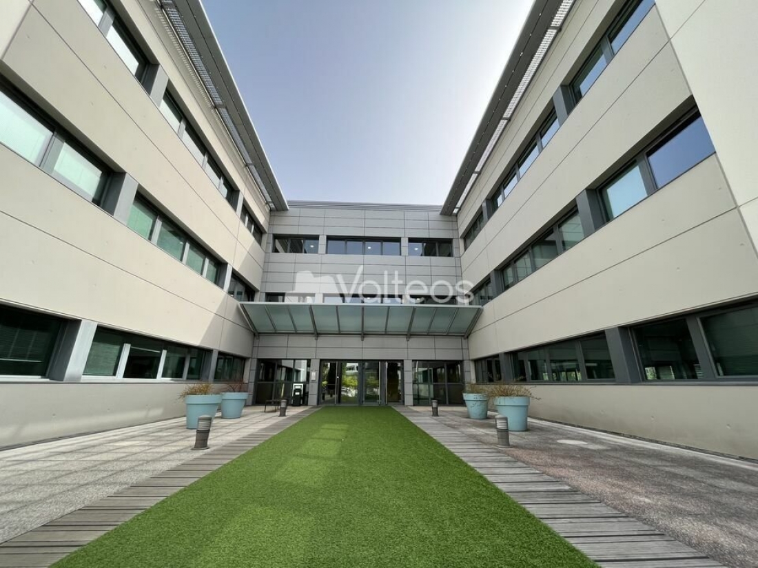 Photo 1 – location bureaux	BLAGNAC (31700)