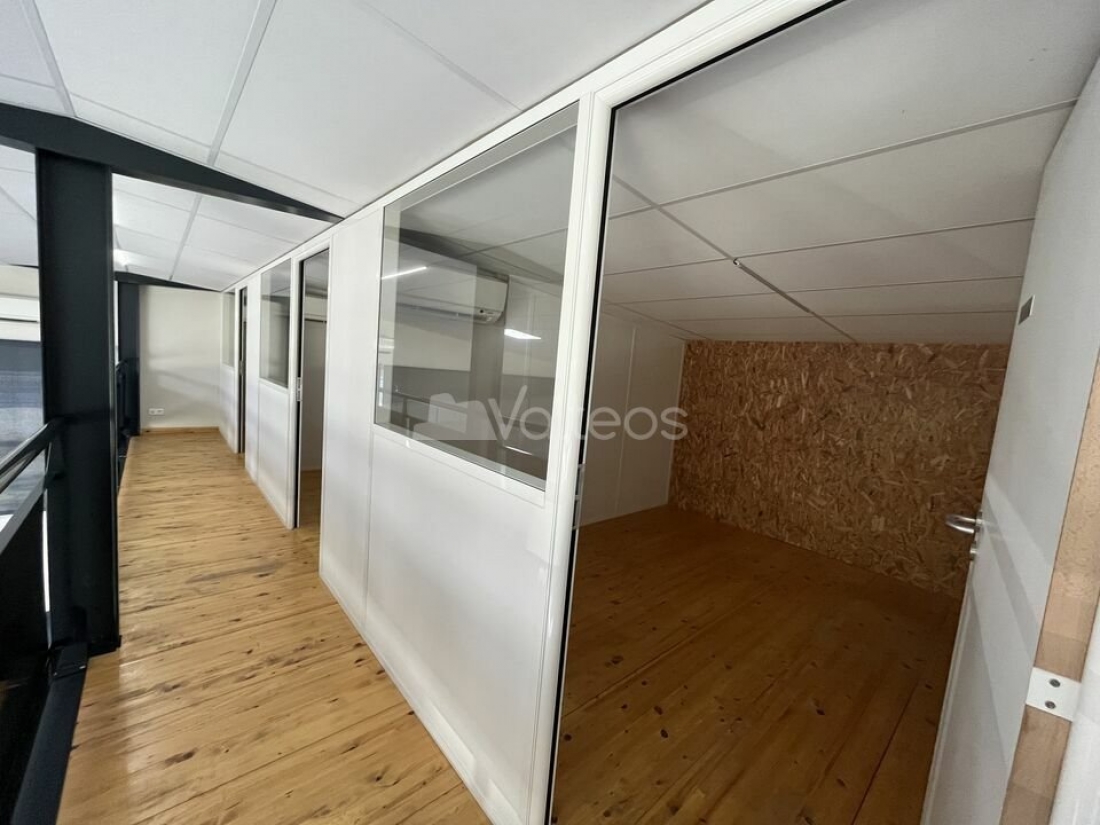 Photo 8 – vente bureaux	MONDOUZIL (31850)