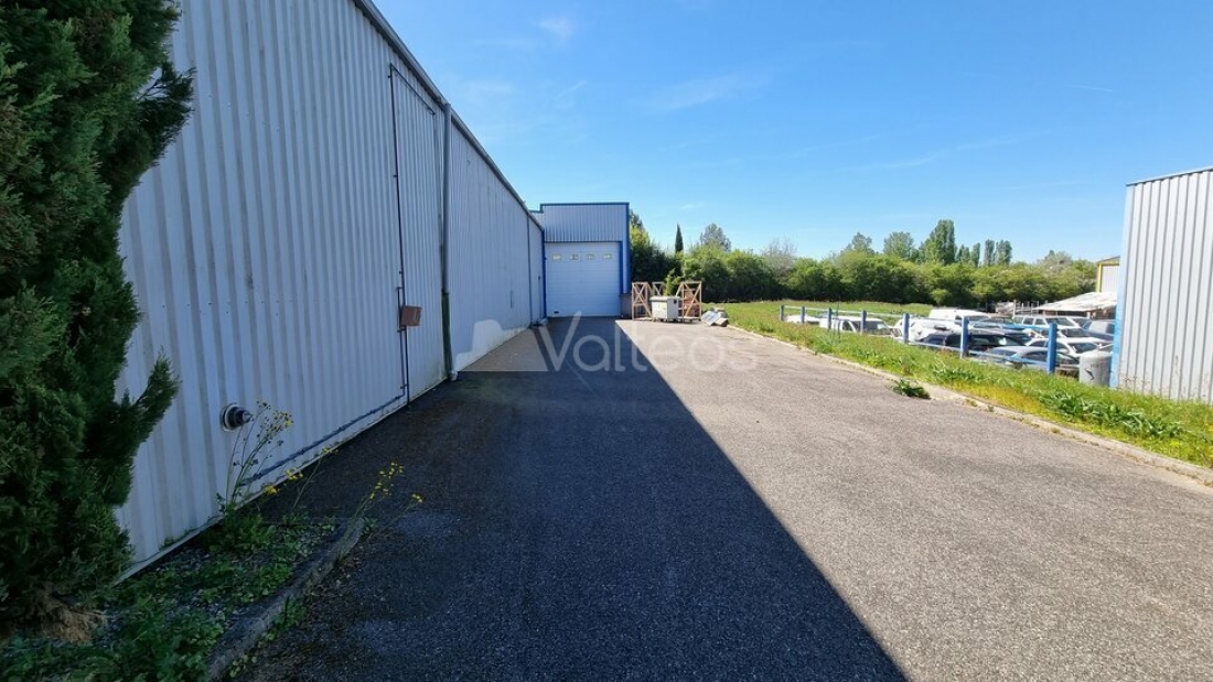 Photo 2 – vente locaux d'activités	MONDOUZIL (31850)